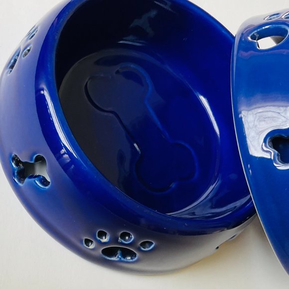 VO-TOYS Set of 2 Puppy Food Dishes EUC - Picture 4 of 6